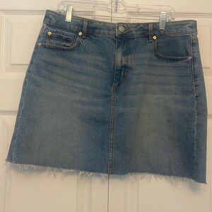 Loft denim skirt distressed hem. Size 12. Good condition.